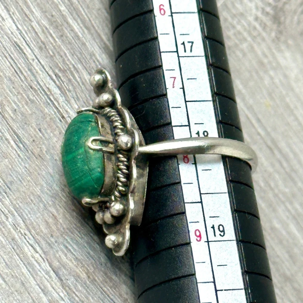 Vintage Sterling Silver 925 Malachite size 7.5 Cracked Stone, Setting Only